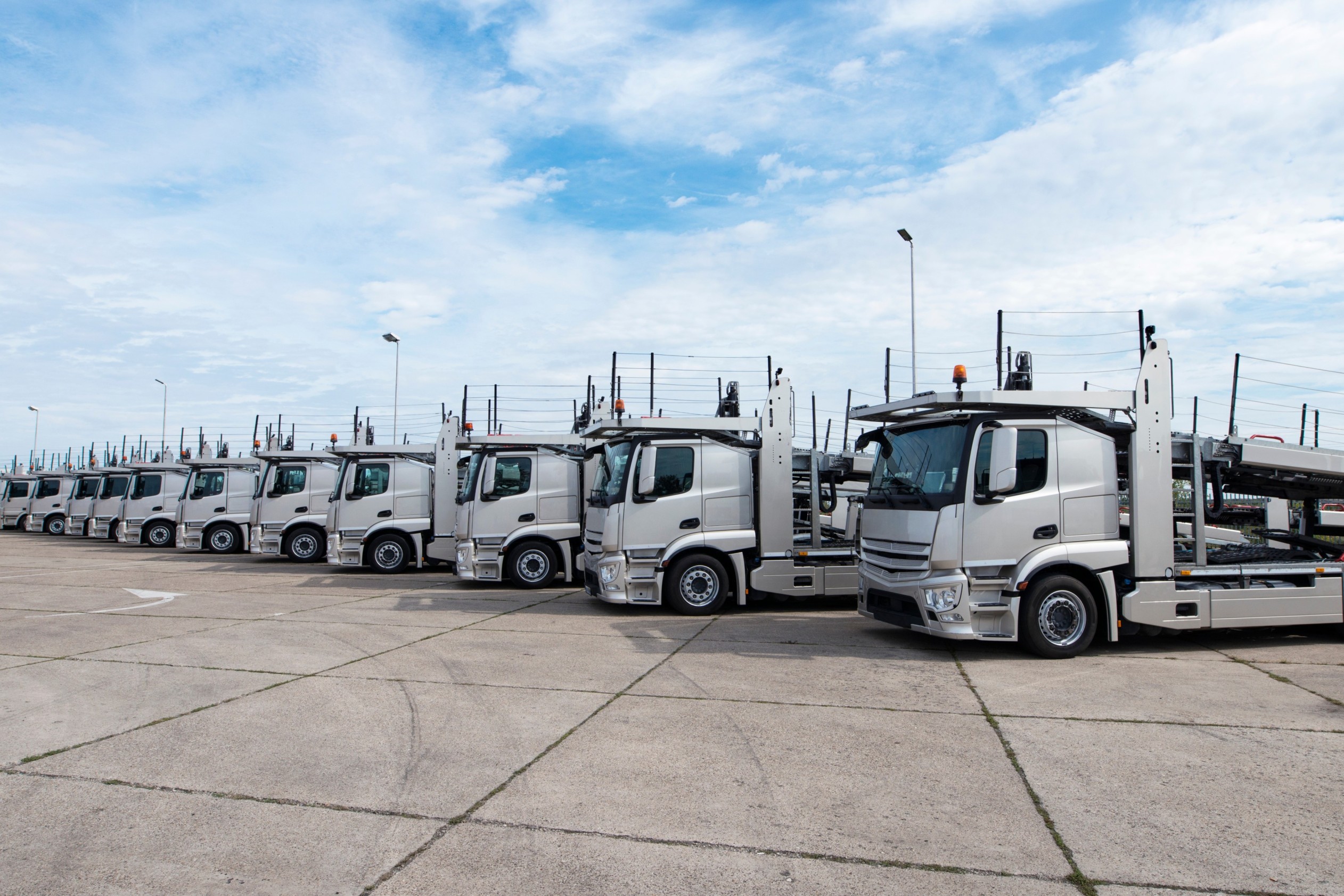 Reliable Heavy Vehicle Rentals in Bahrain for Construction and Industrial Use
